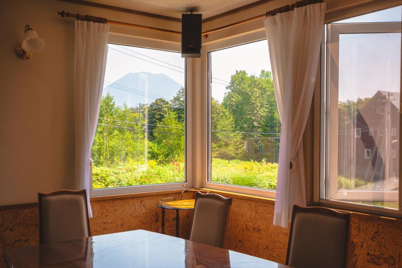 Niseko Ski Lodge - Higashiyama Buitenkant foto