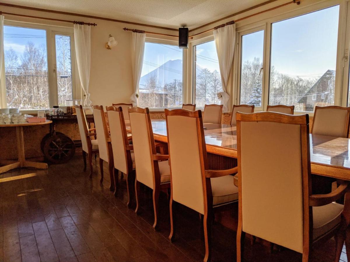 Niseko Ski Lodge - Higashiyama Buitenkant foto